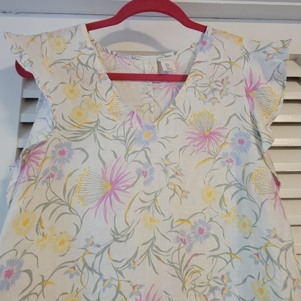 Joie Floral 100% linen Ruffle cap sleeve dress. - Picture 12 of 12